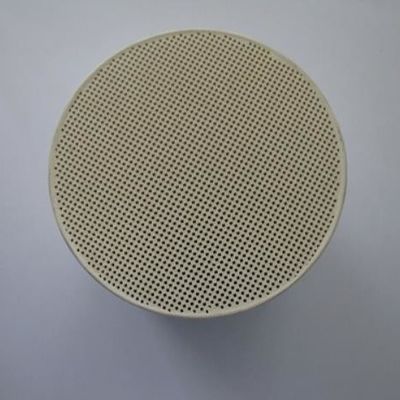 kaufen Cordierite-keramischer Katalysator-Fördermaschinen-Bienenwaben-Struktur-Auto-Auspuff-Katalysator Online-Herstellung