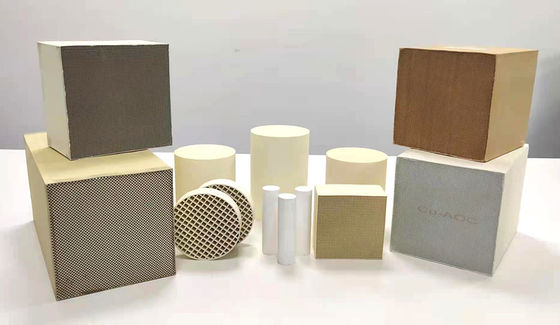 Der niedrige Temperatur-flüchtige organischen Verbindungen stationäre Erdölchemikalie des Abbau-Katalysator-400cpsi